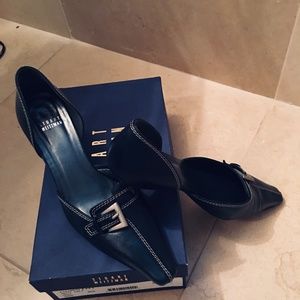 Stuart Weitzman pumps